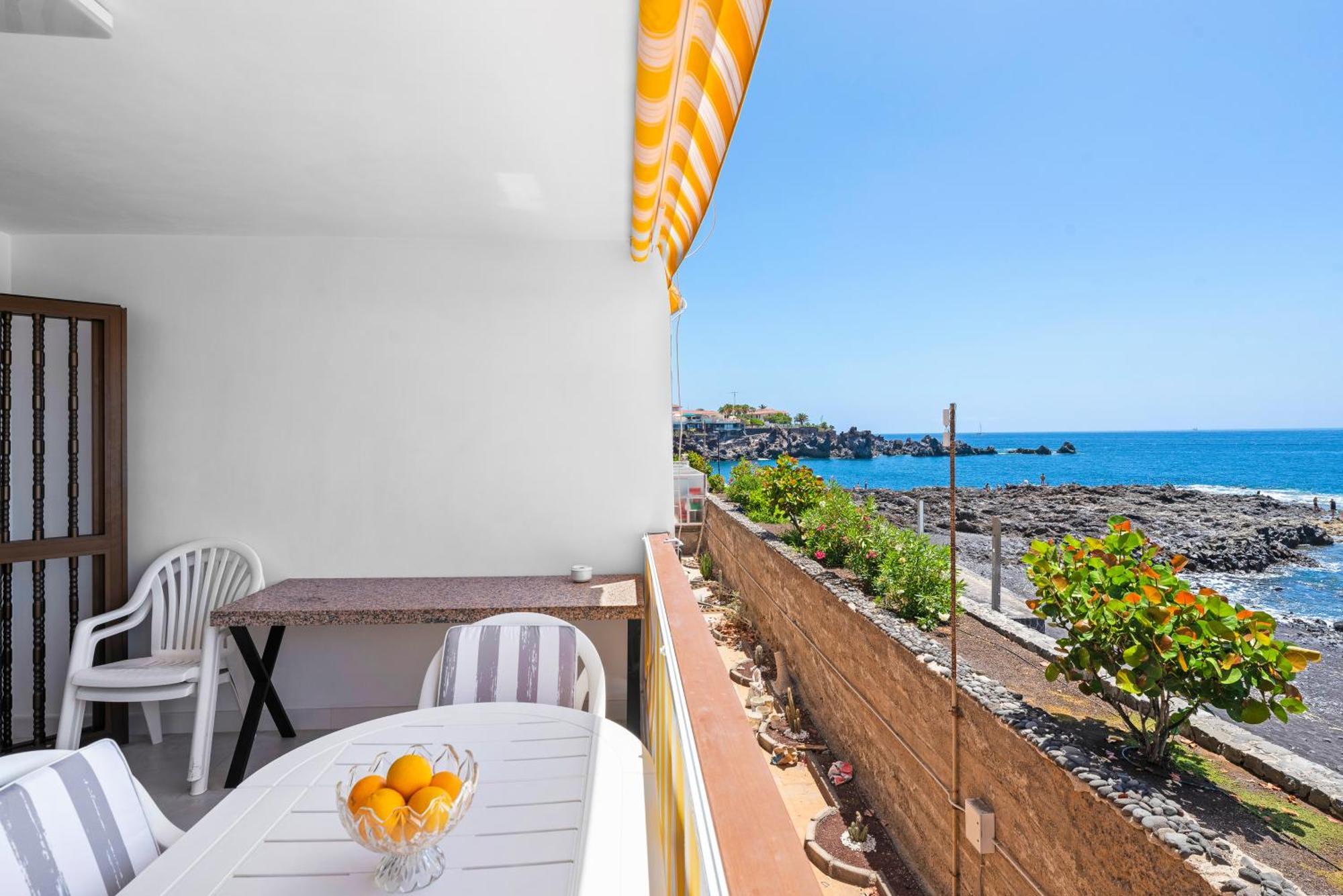 Neptuno Ocean View, Beach Line With Pool Puerto de Santiago  Exterior photo